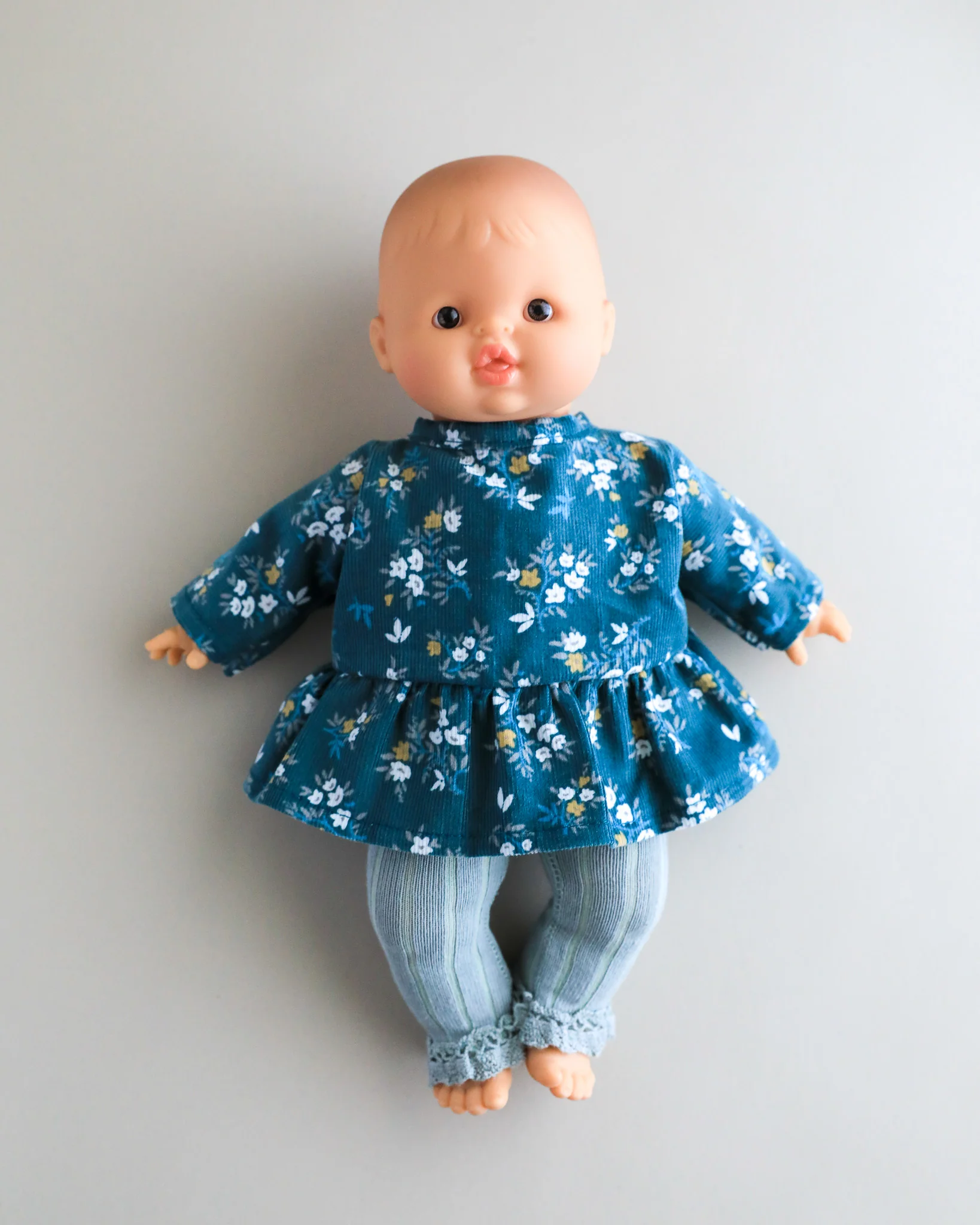 Minikane Doll Clothes | 2-Piece Top & Legging Set - Mint Floral - Image 5