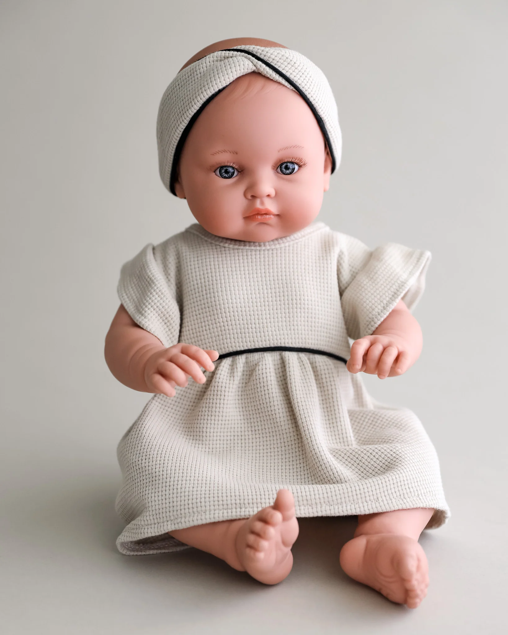Doll Clothes | Bambini Doll Dress with Headband - Honeycomb Linen - Image 3