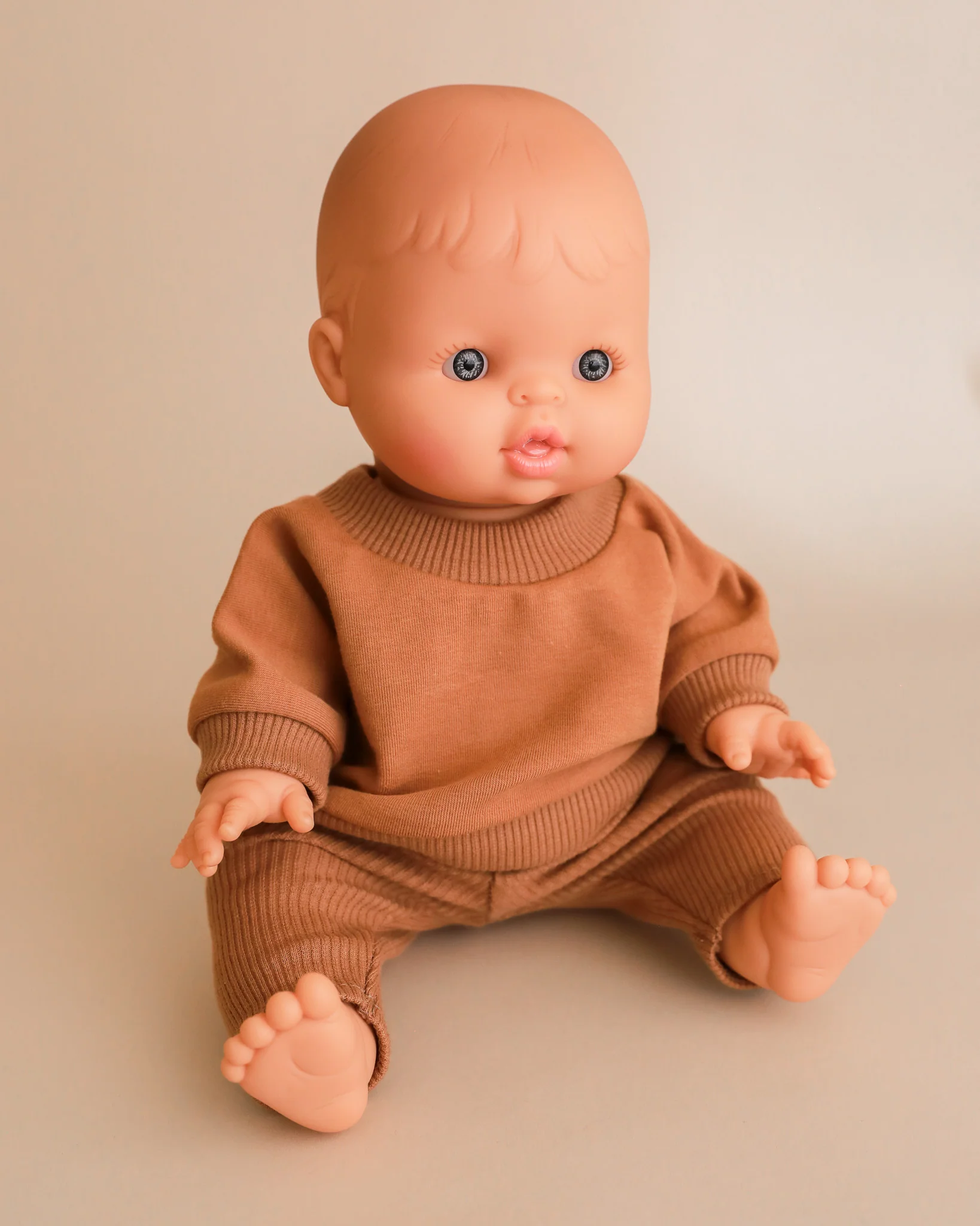 Minikane Doll Clothes | Doll Sweatshirt Set - Brown - Image 5