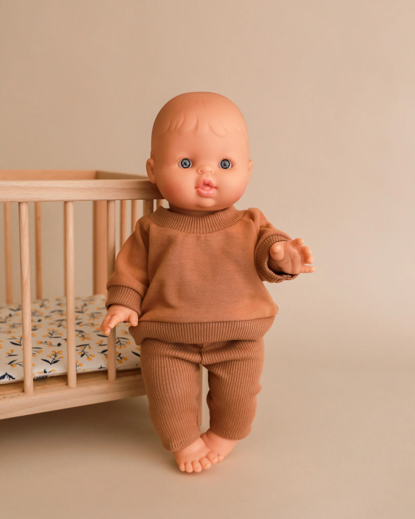 Minikane Doll Clothes | Doll Sweatshirt Set - Brown - Image 6