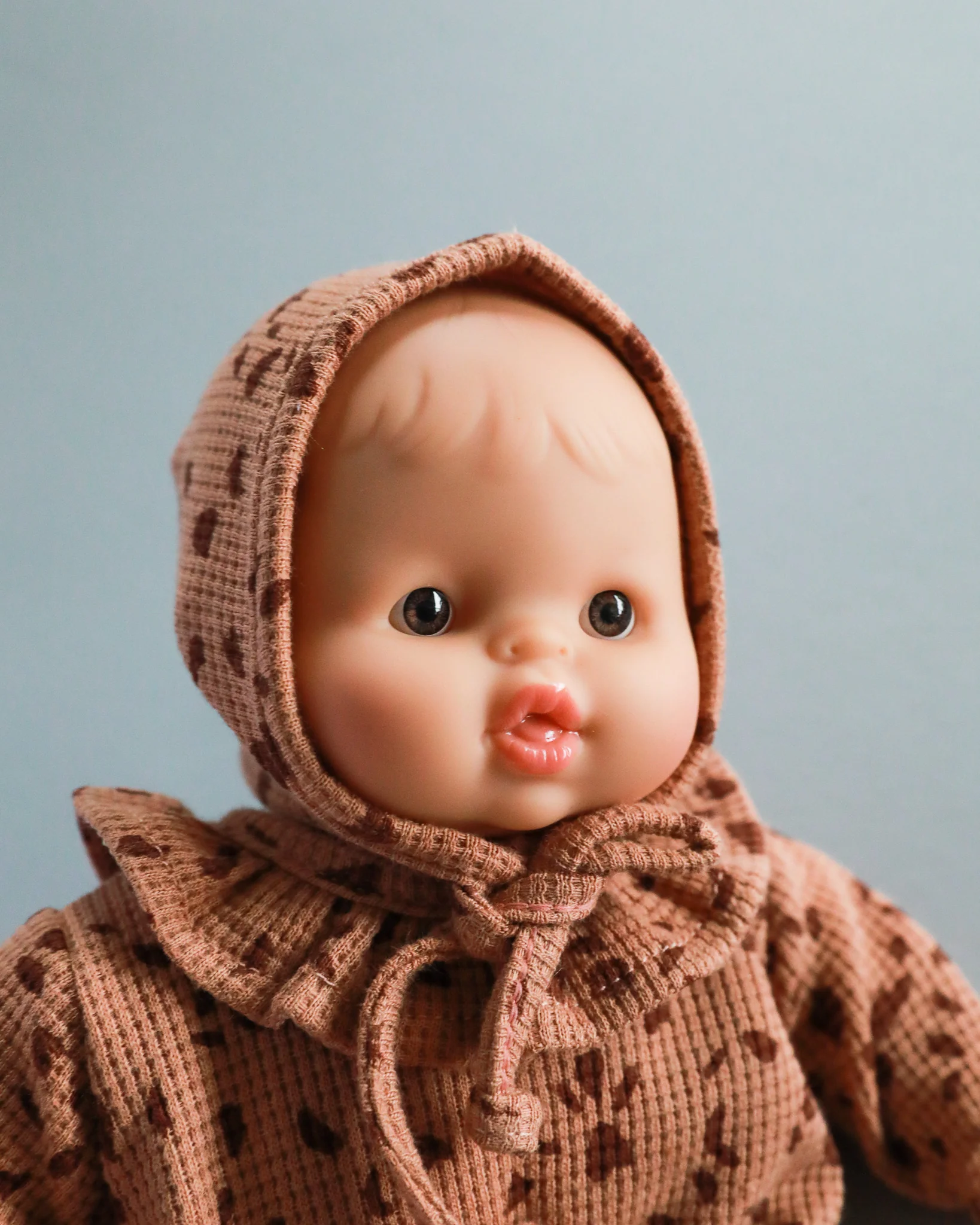 Minikane Doll Clothes | Soft Body Doll Bonnet - Brown Pebbles - Image 4