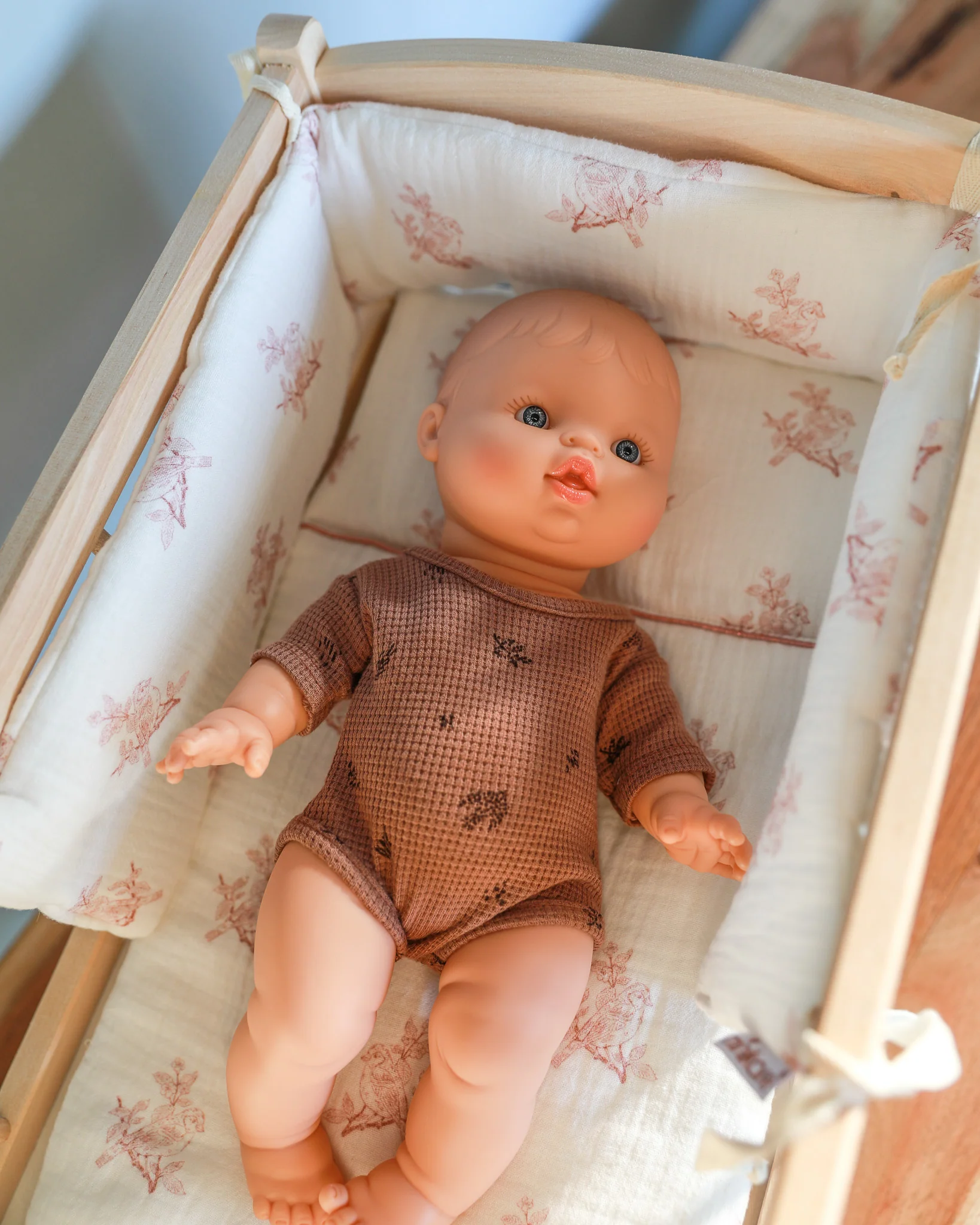 Minikane Doll Furniture | Doll Cradle Bed - Birdie - Image 6