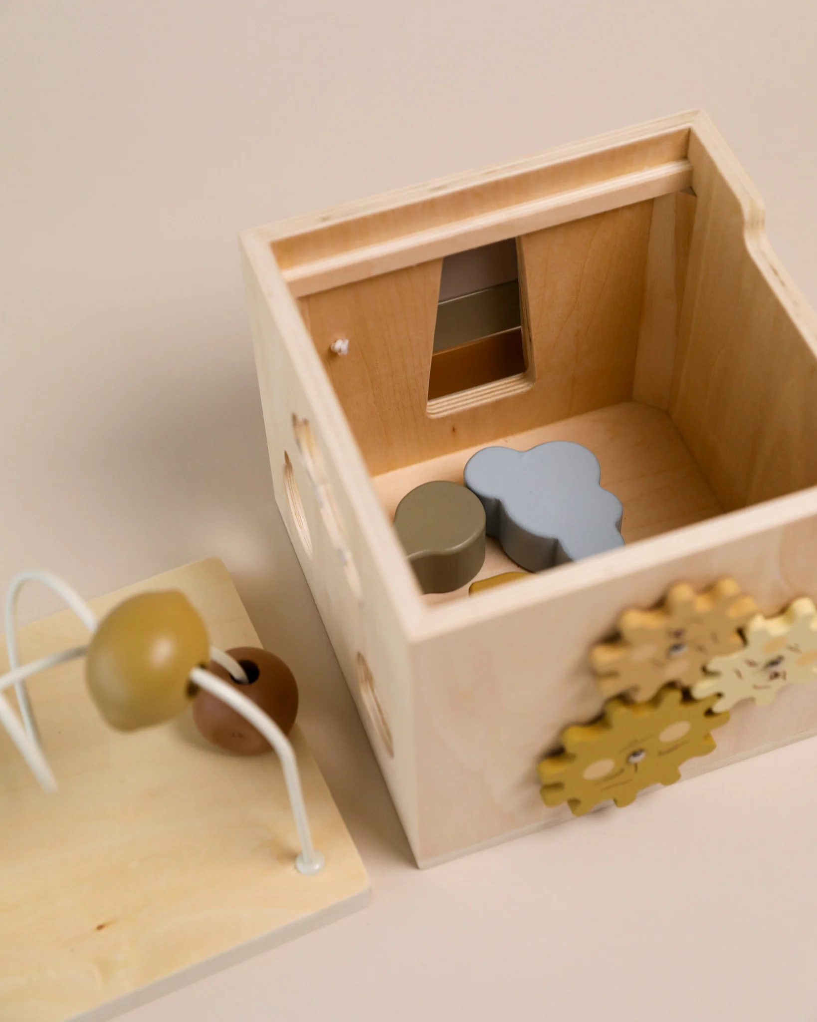 Konges Sloejd | Montessori Wooden Activity Cube - Image 5