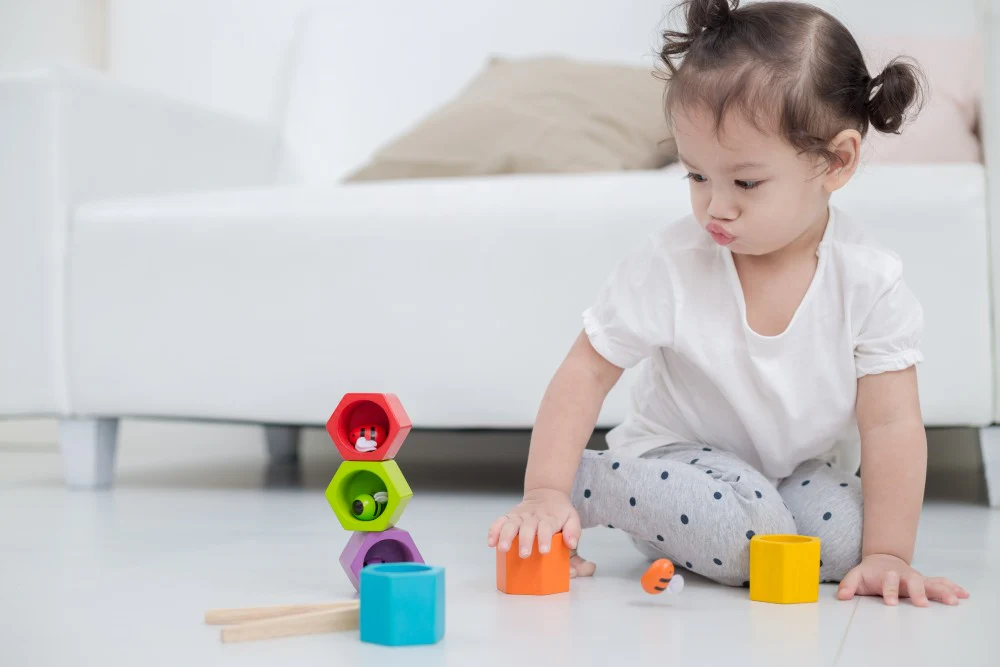 PlanToys | Beehives: Award-Winning Color Sorting and Fine Motor Development - Image 6