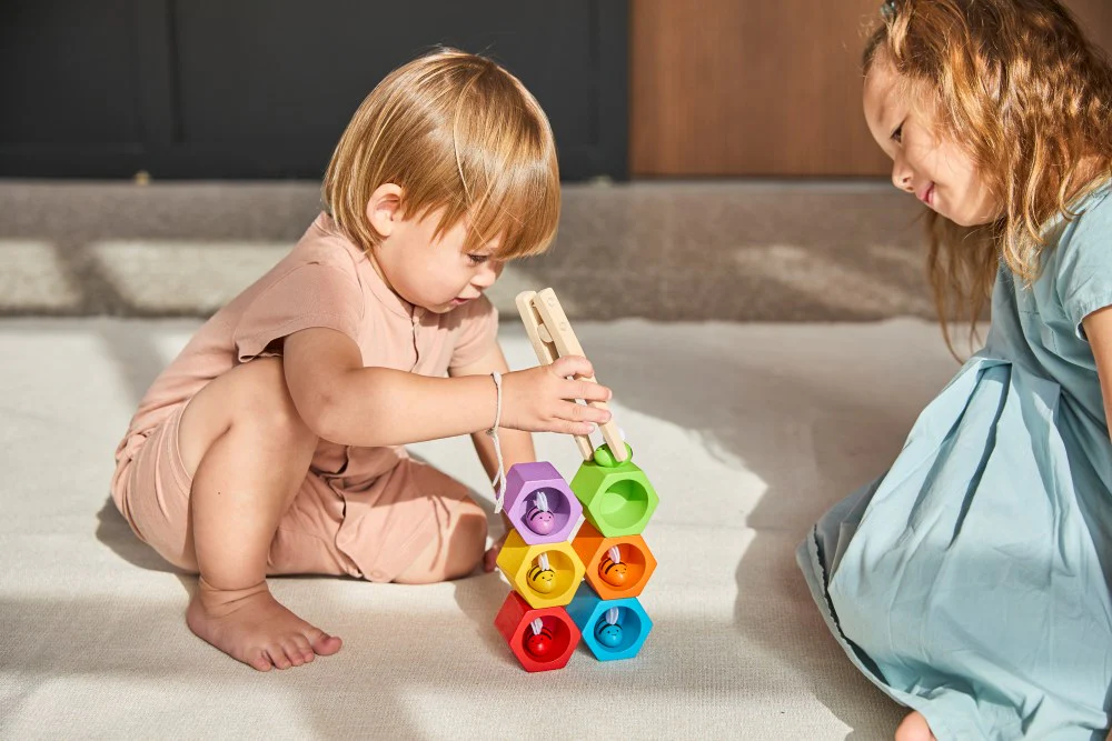 PlanToys | Beehives: Award-Winning Color Sorting and Fine Motor Development - Image 8