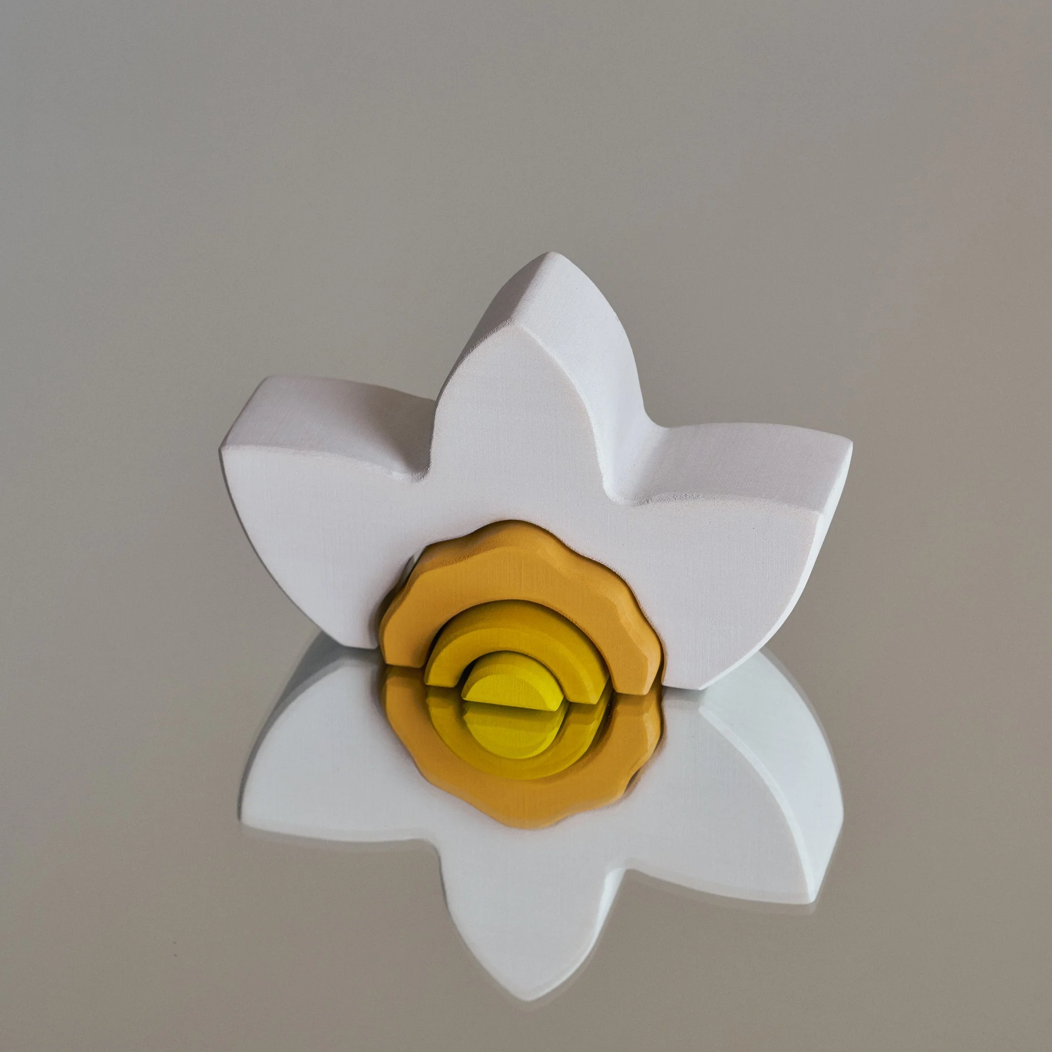 Raduga Grez | Wooden Flower Stacker - Narcissus (small) - Image 7