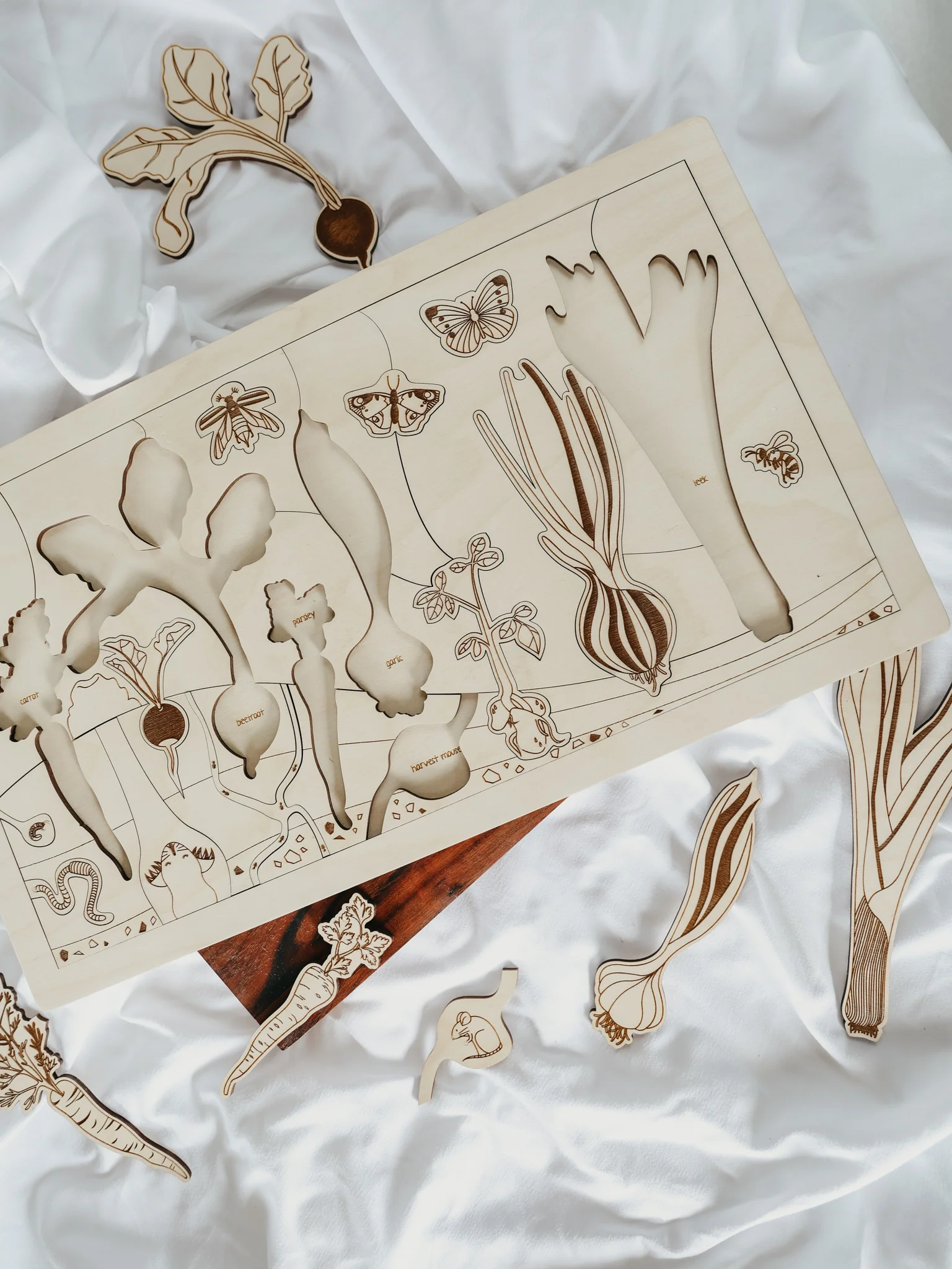 Secret Garden Wooden Puzzle - Image 2