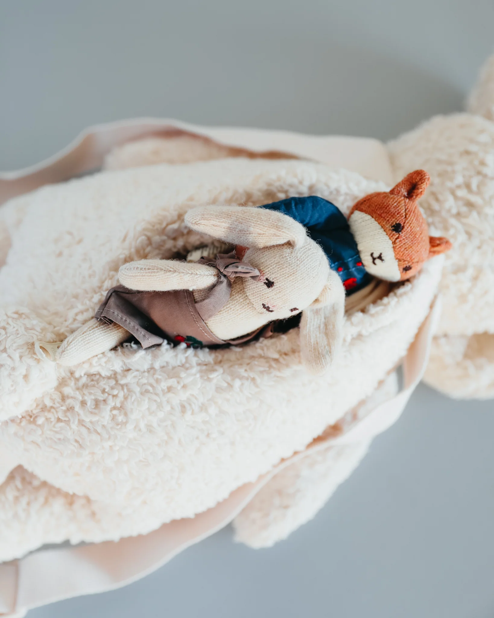 Sherpa Bunny Backpack - Image 5