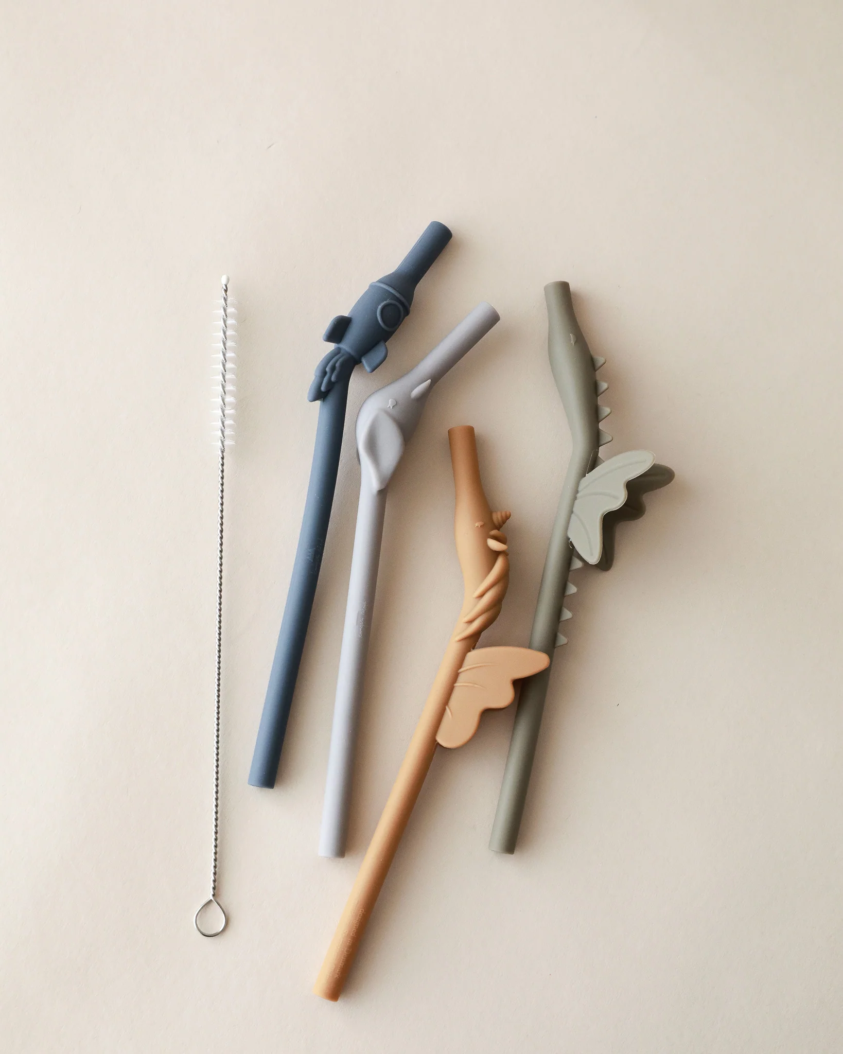 Silicone Character Straws - Stone (pack of 4) - Image 3