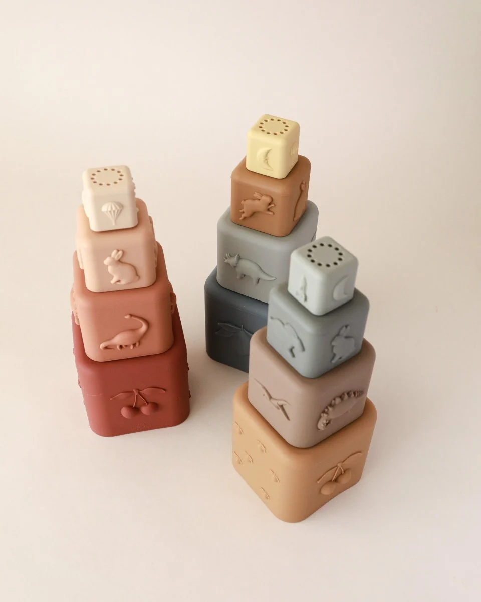 Konges Sloejd | Silicone Stacking Tower - Image 2