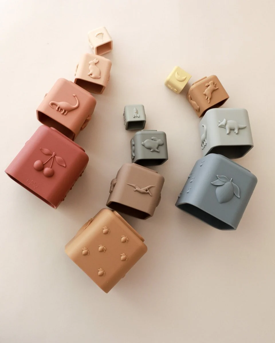 Konges Sloejd | Silicone Stacking Tower - Image 3