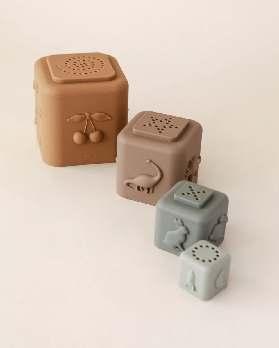 Konges Sloejd | Silicone Stacking Tower - Image 7