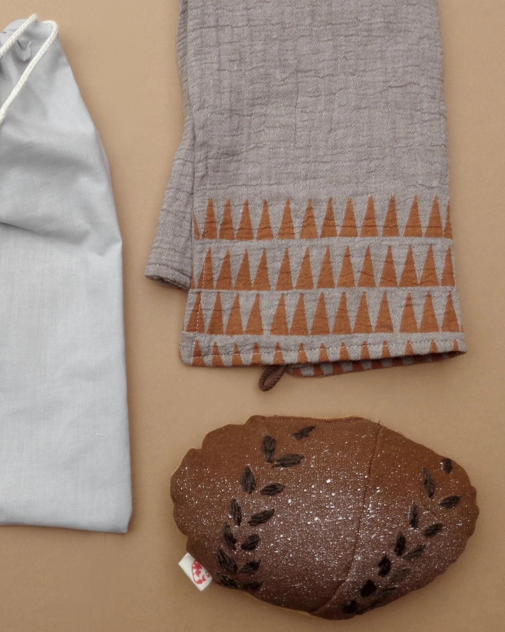 Soft Play Food Set - Bread and Towel Set - Image 2