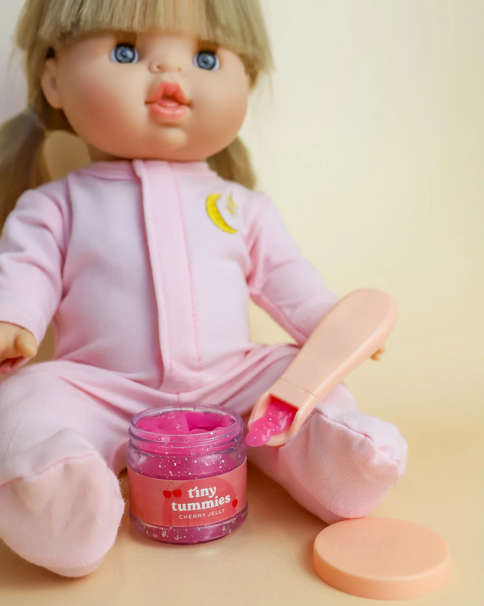 Tiny Harlow | Doll Food Jar and Spoon Set - Cherry Jelly - Image 6
