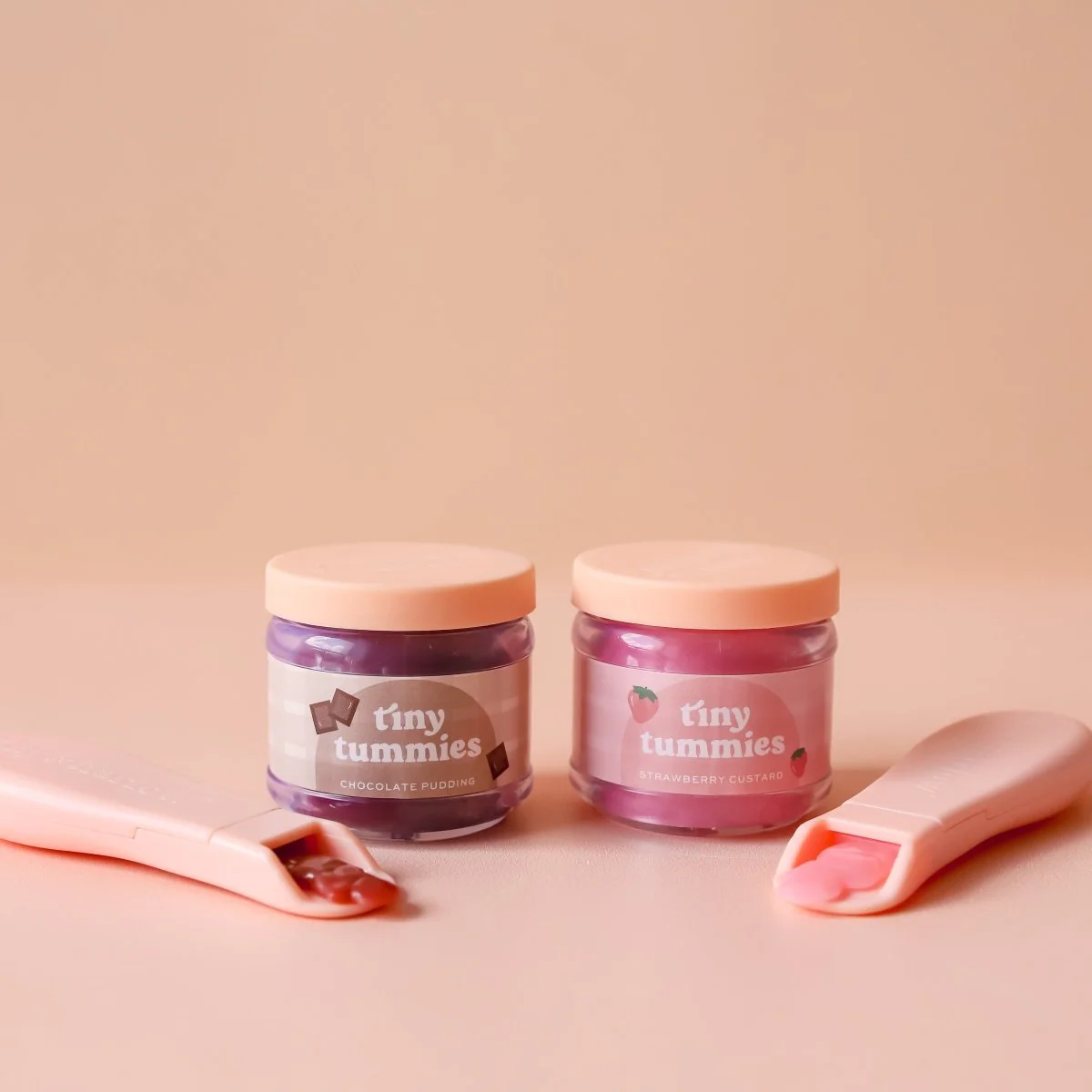 Tiny Harlow | Doll Food Jar and Spoon Set - Chocolate Pudding - Image 3