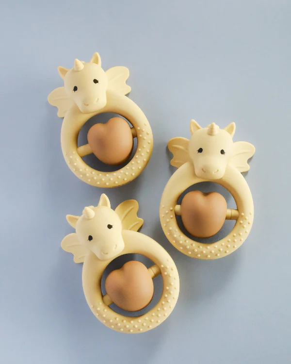 Konges Sloejd | Unicorn Heart Silicone Teether - Limonade - Image 2