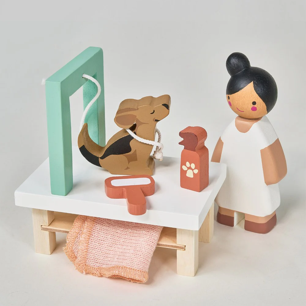 Waggy Tails Dog Salon - Image 13