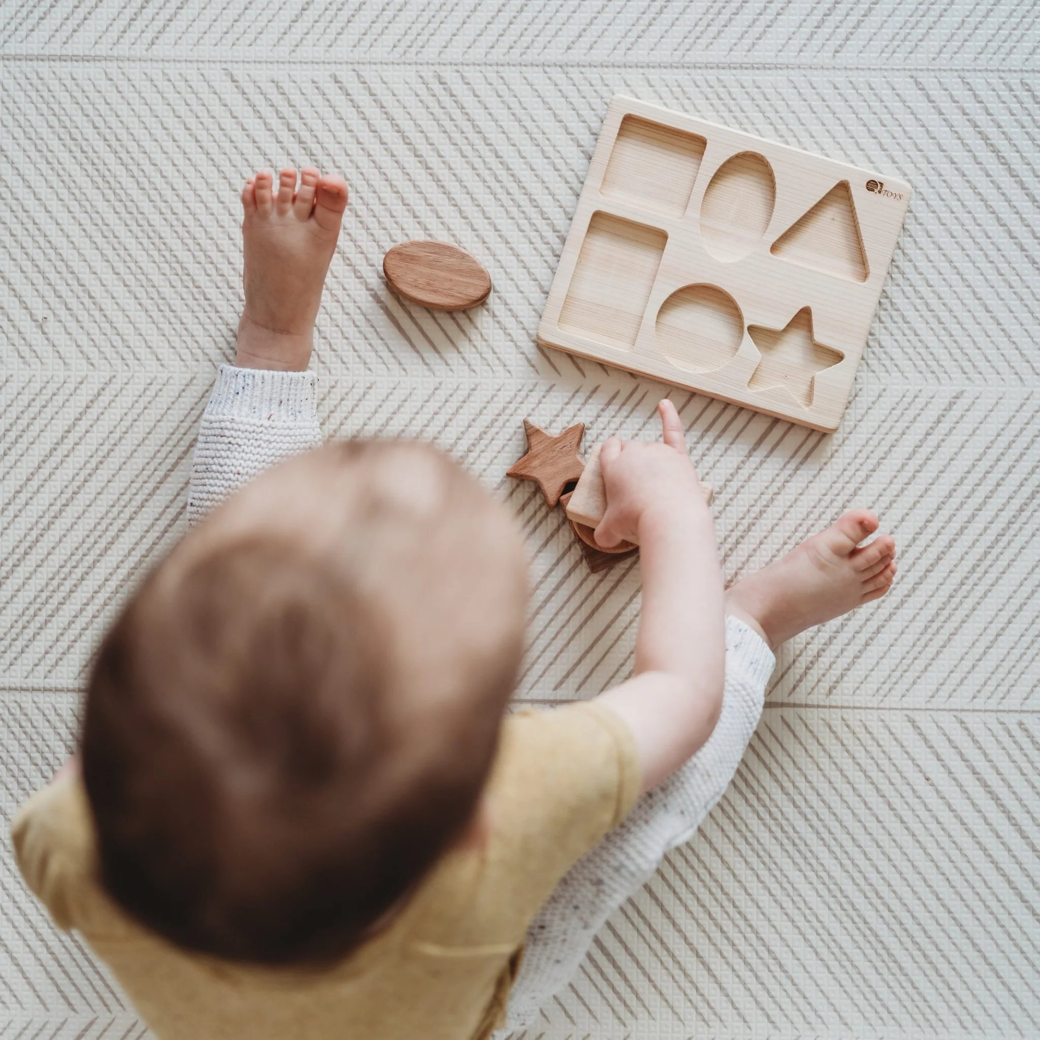 Wooden 6 Shape Puzzle - Image 6