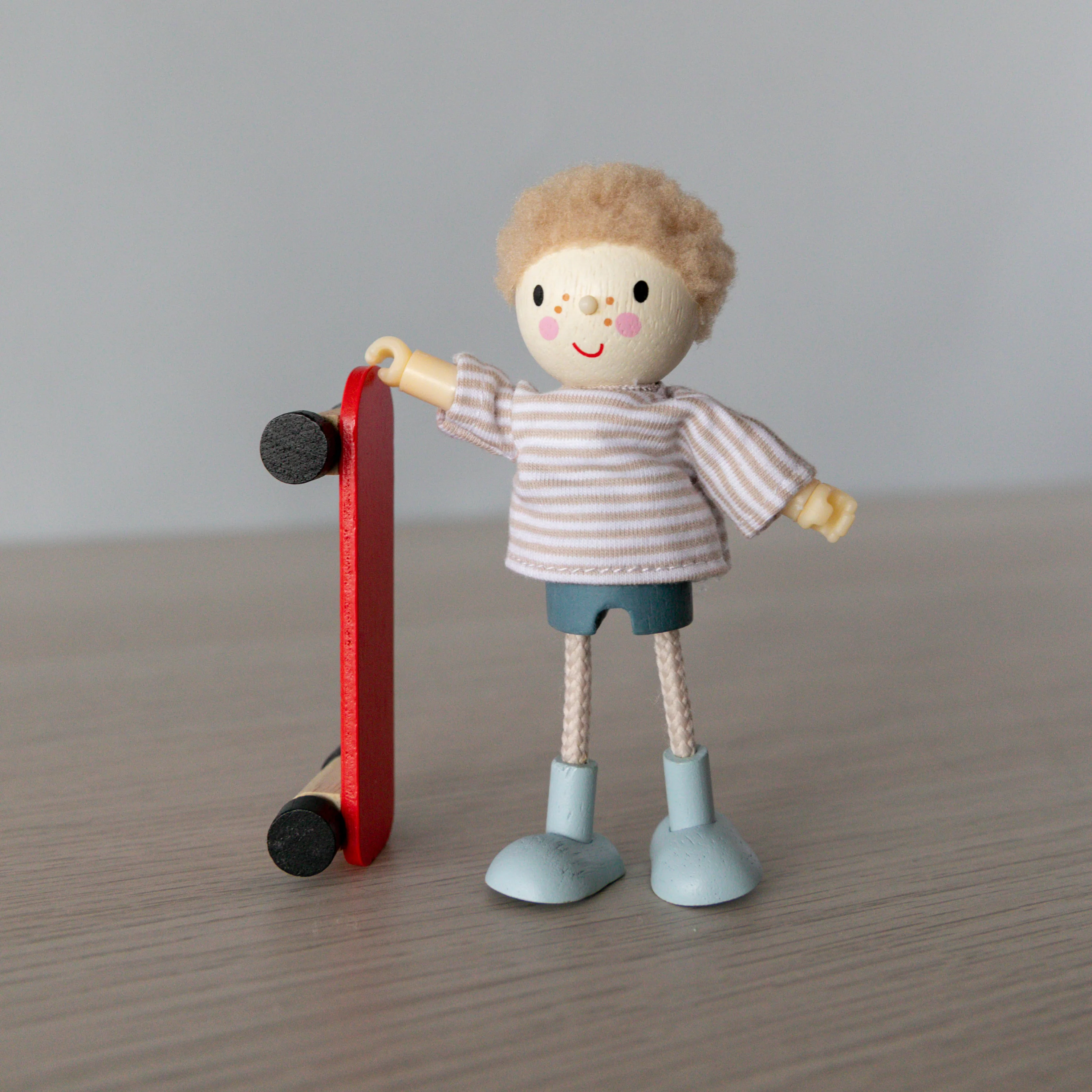 Wooden Doll Family - The Goodwoods - Image 9