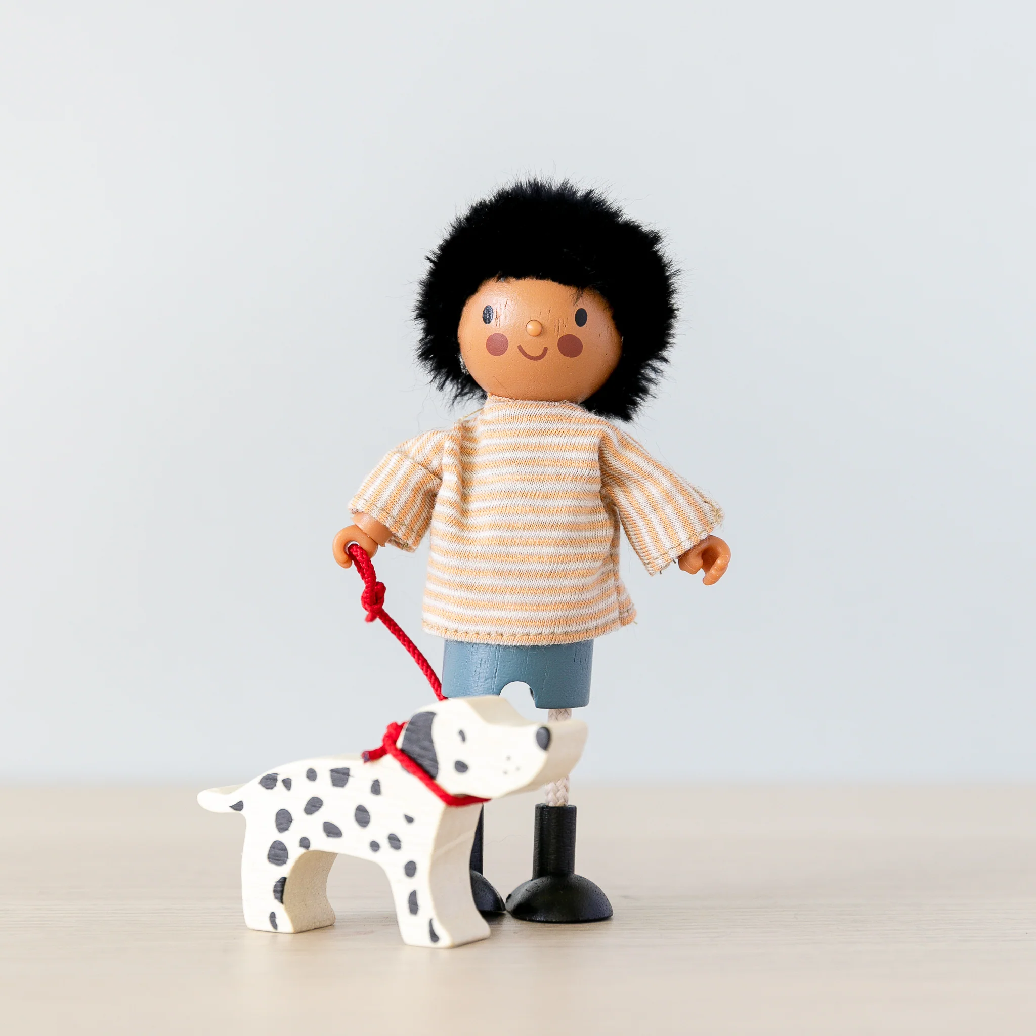 Wooden Doll Family - The Forresters - Image 2