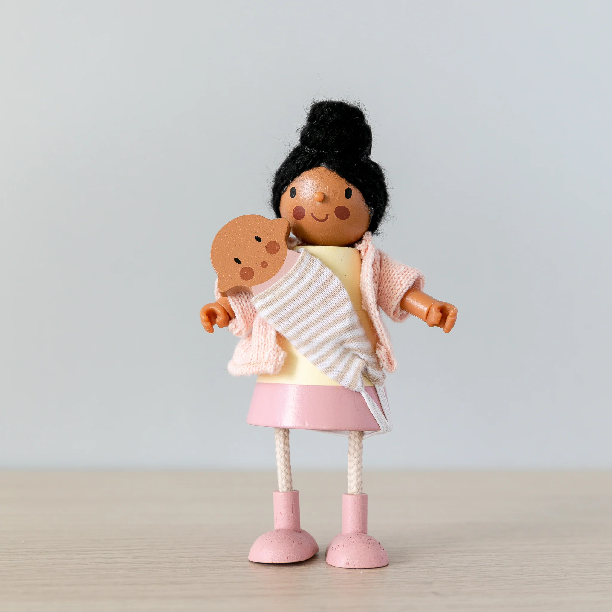 Wooden Doll Family - The Forresters - Image 4