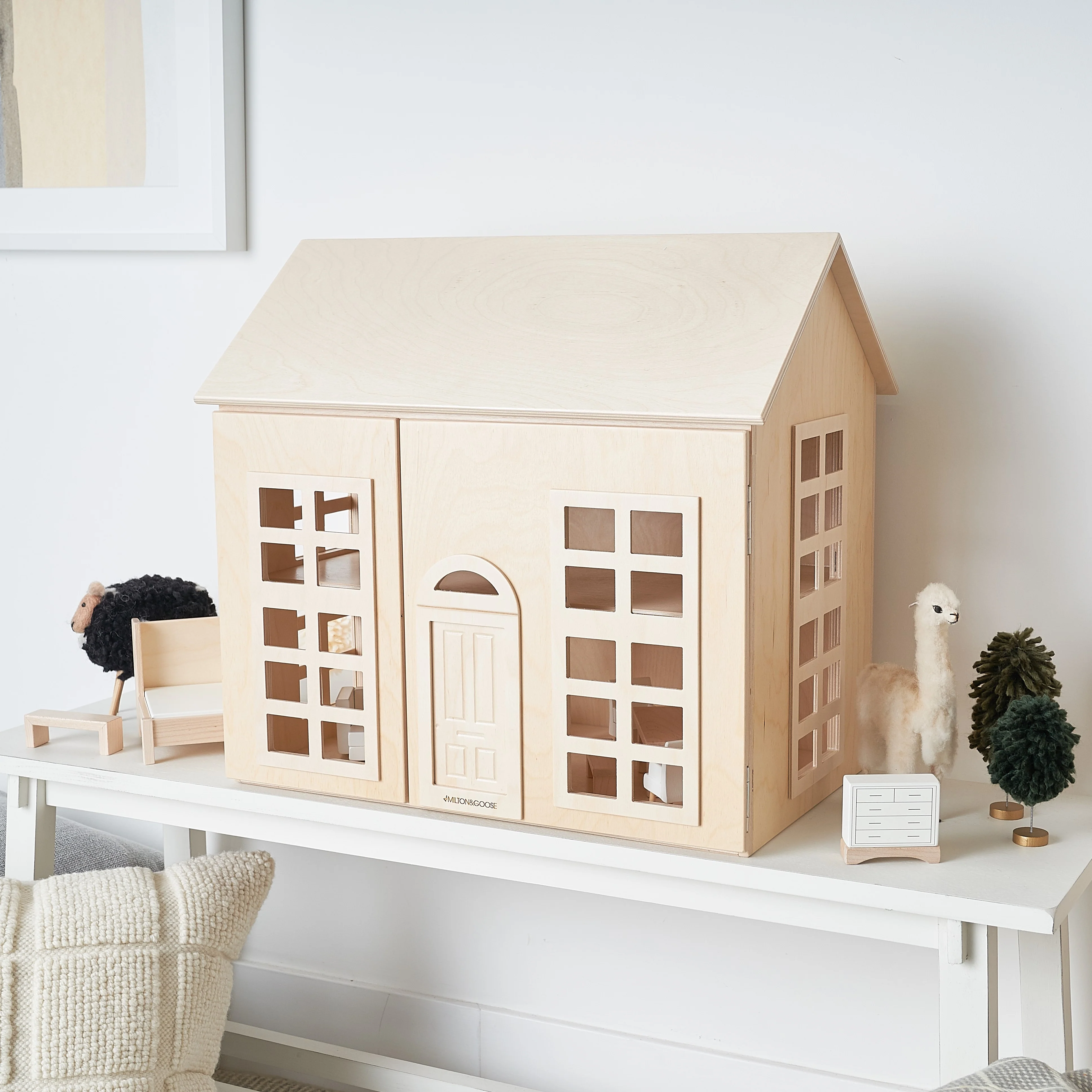 Wooden Hudson Dollhouse - Image 8