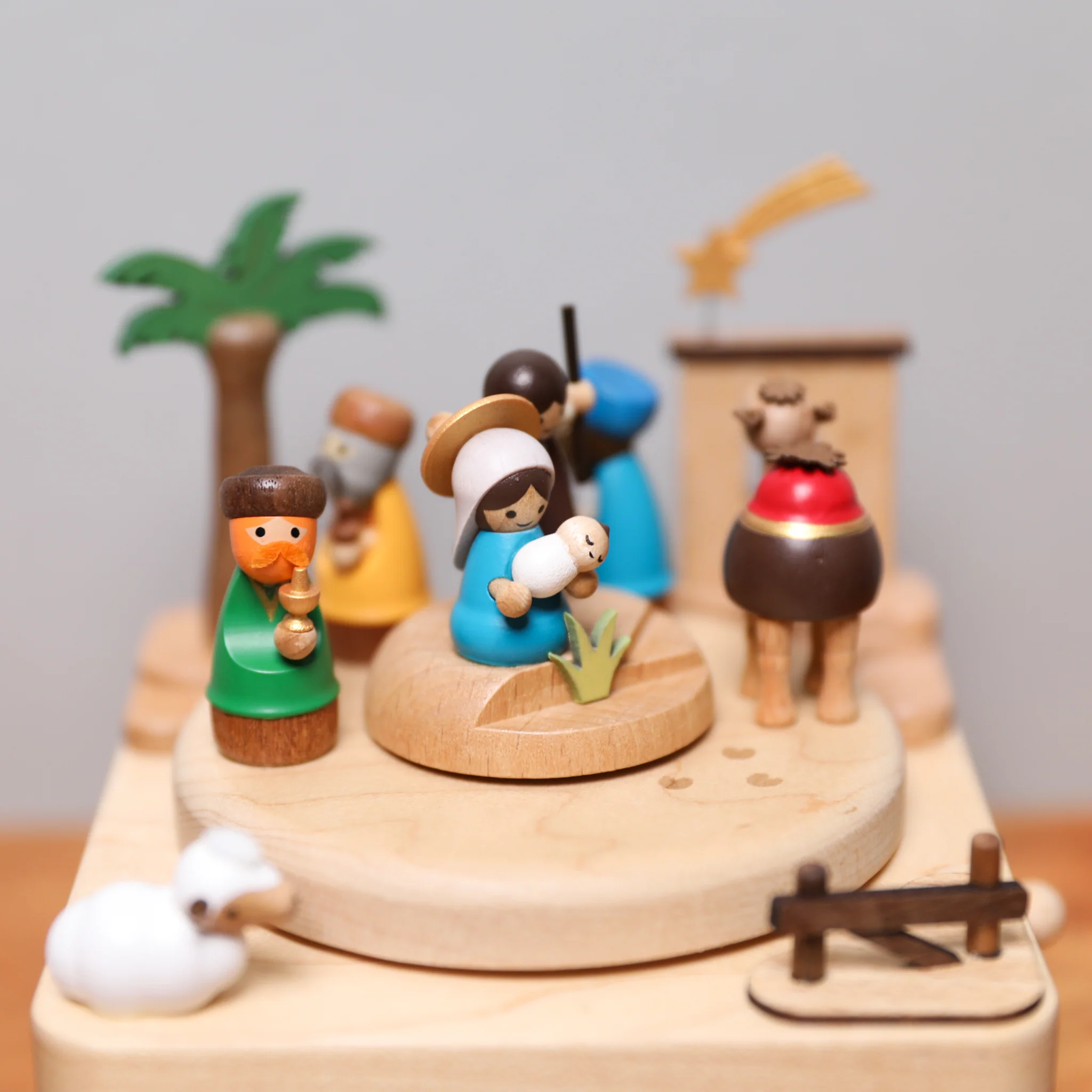 Wooden Music Box - Nativity Scene - Image 2