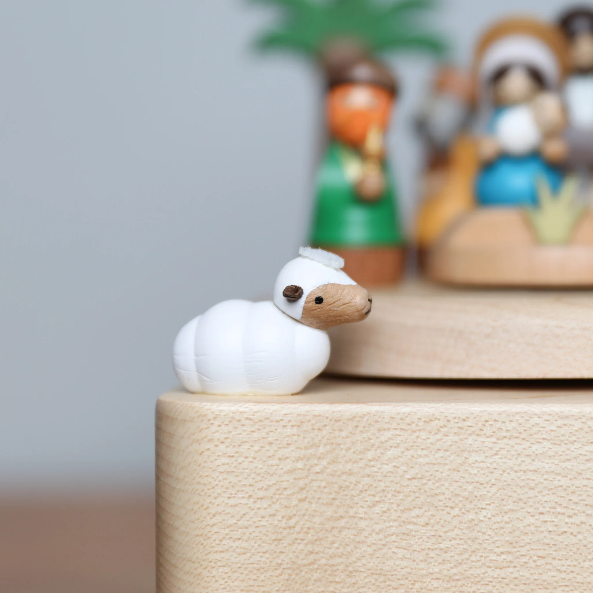 Wooden Music Box - Nativity Scene - Image 3