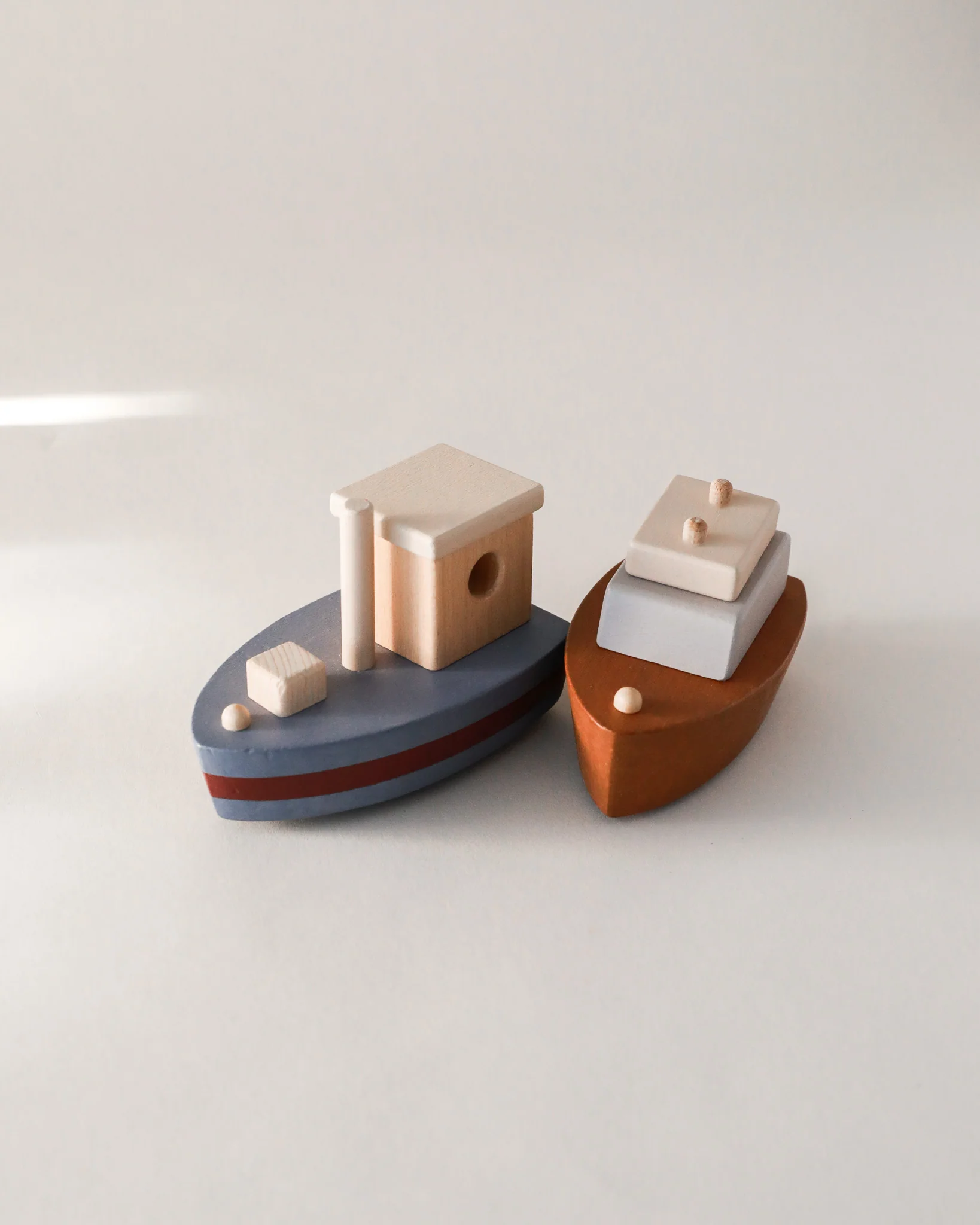 Wooden Rolling Toy Boats (pack of 2) - Image 3