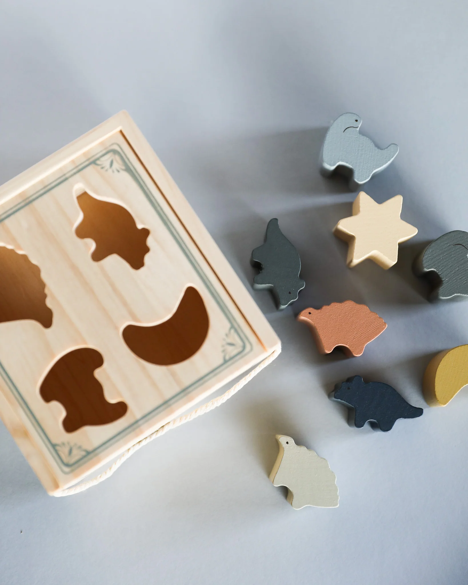 Konges Sloejd | Wooden Shape Sorter - Dino - Image 2