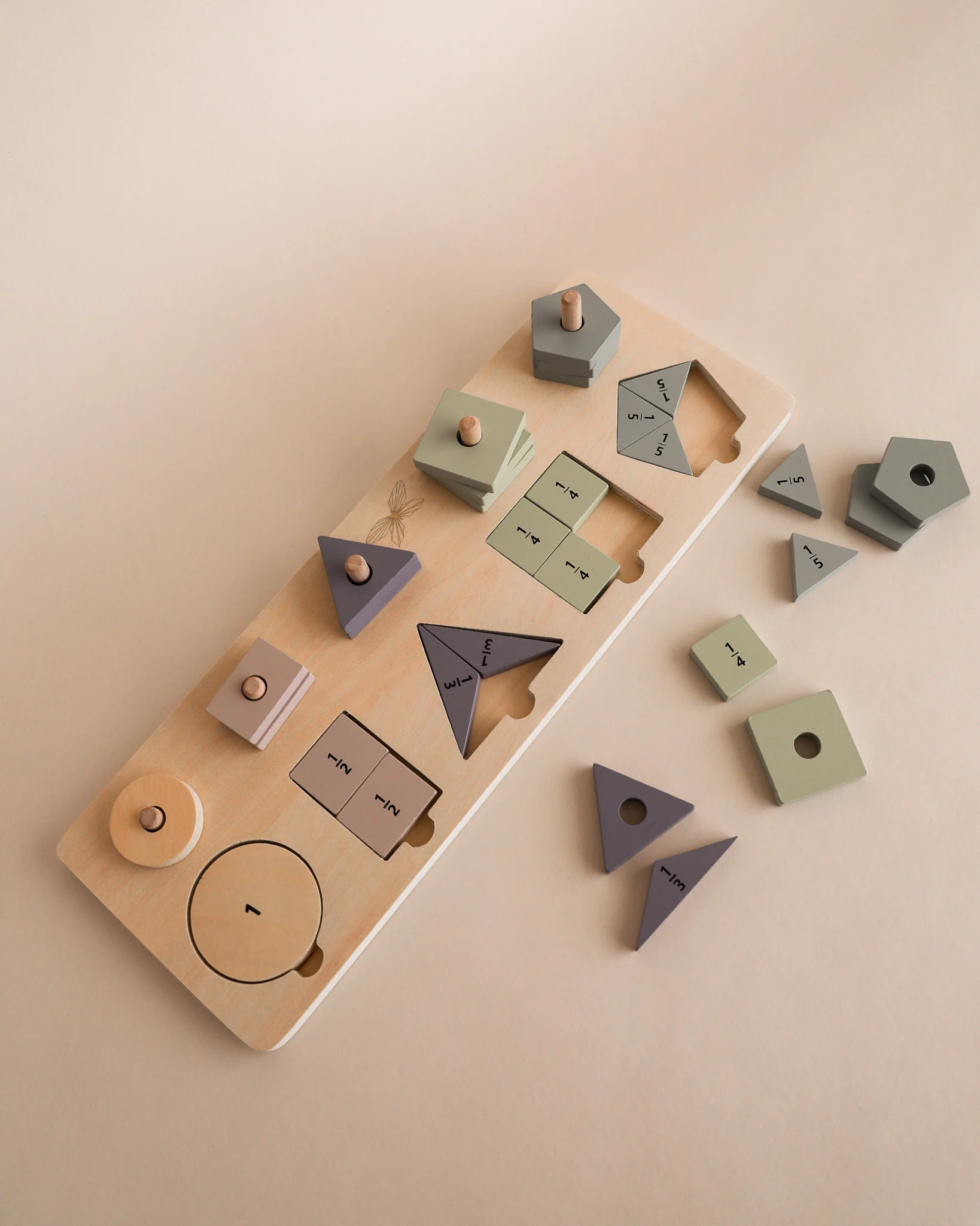 Wooden Shapes & Fractions Game - Image 2