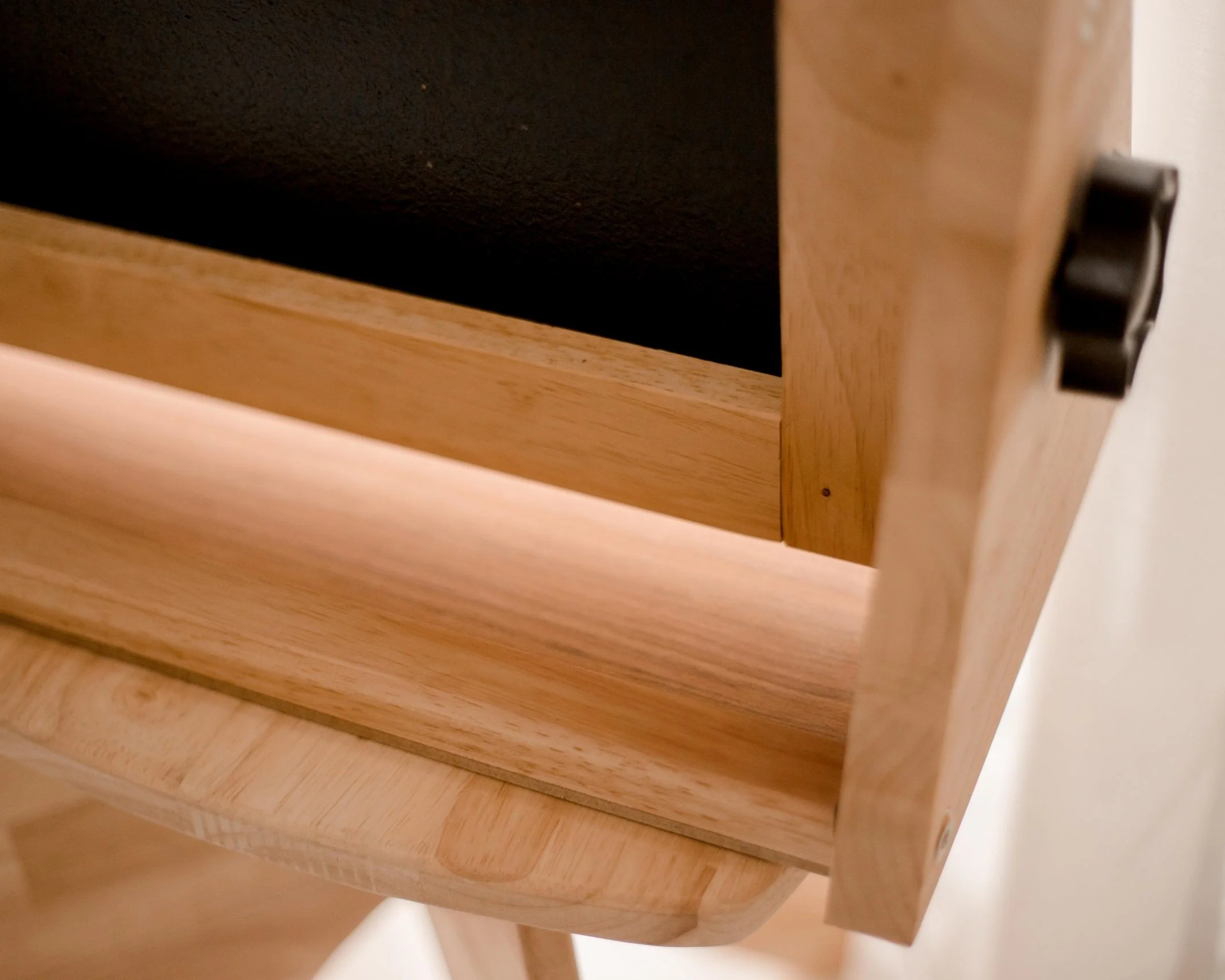 Wooden Table Easel - Image 12