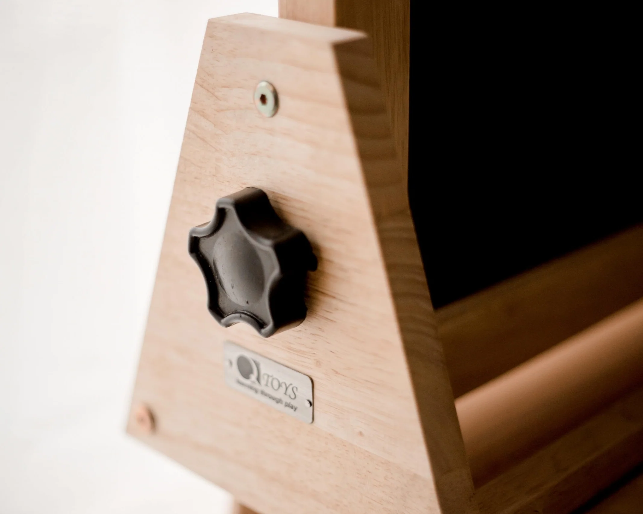 Wooden Table Easel - Image 13