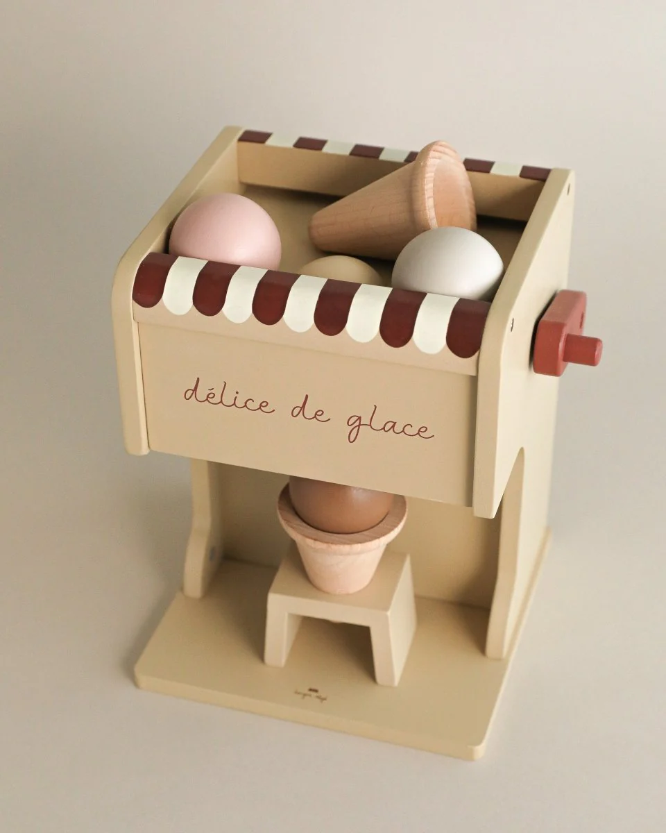 Konges Sloejd | Wooden Toy Ice Cream Maker - Image 6