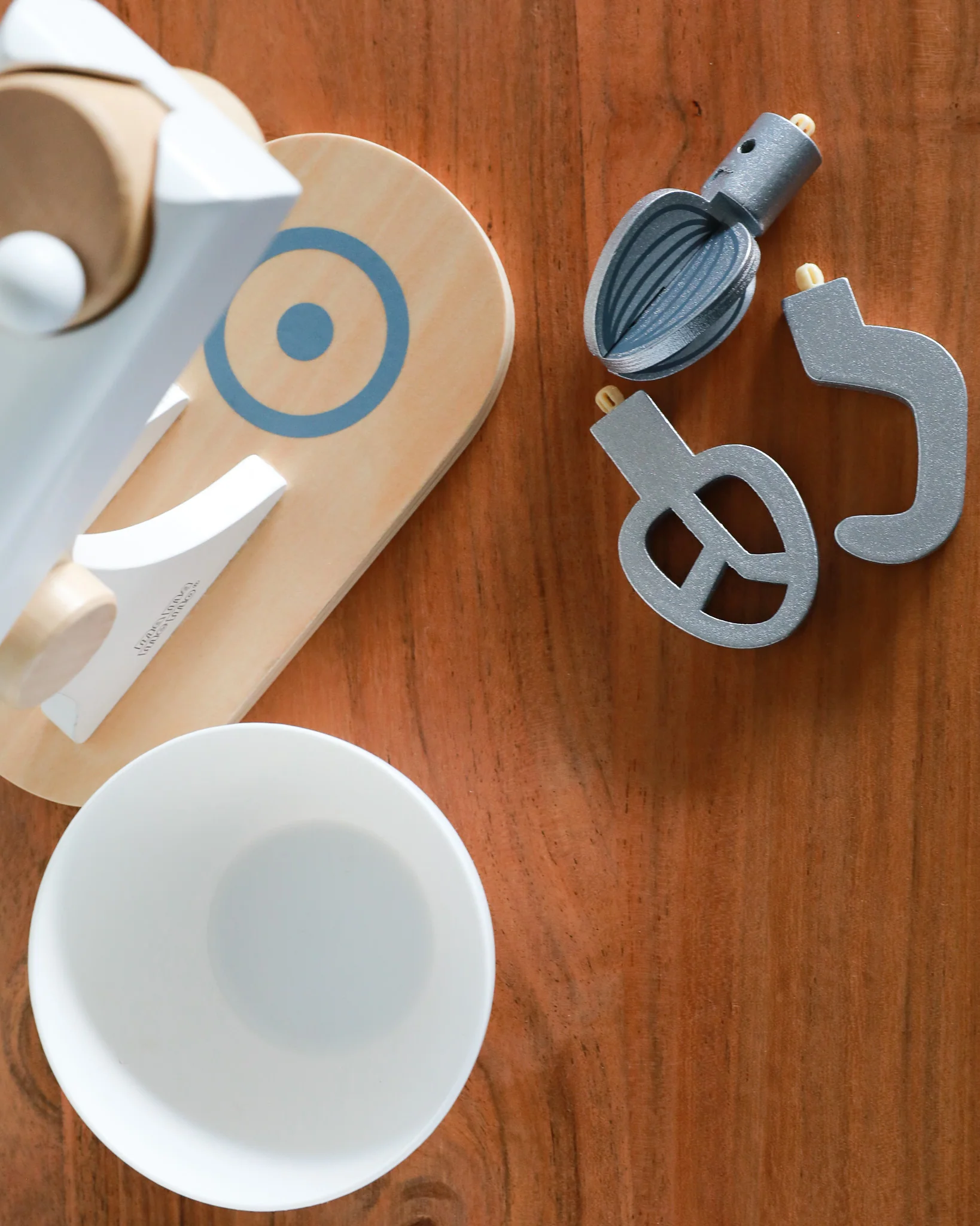 Wooden Toy Mixer - Image 4