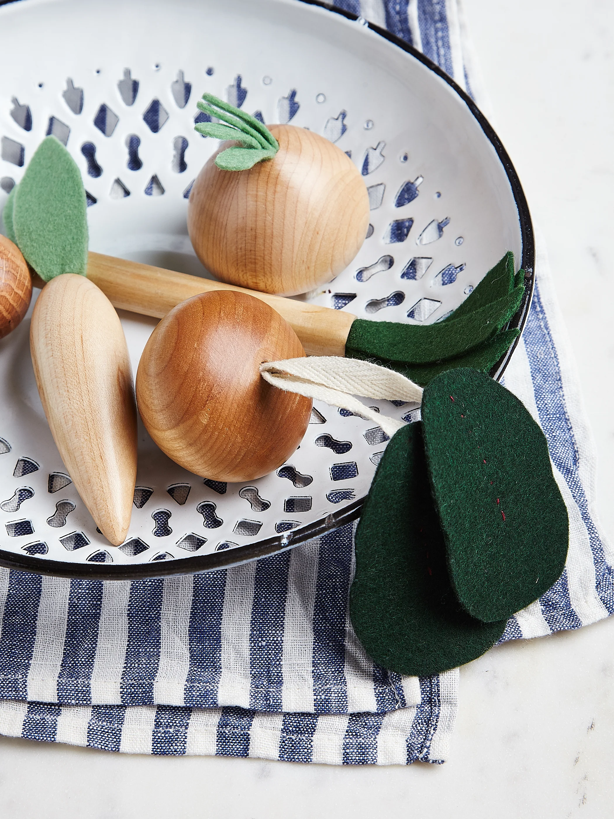Wooden Vegetables Play Food Set - Image 10