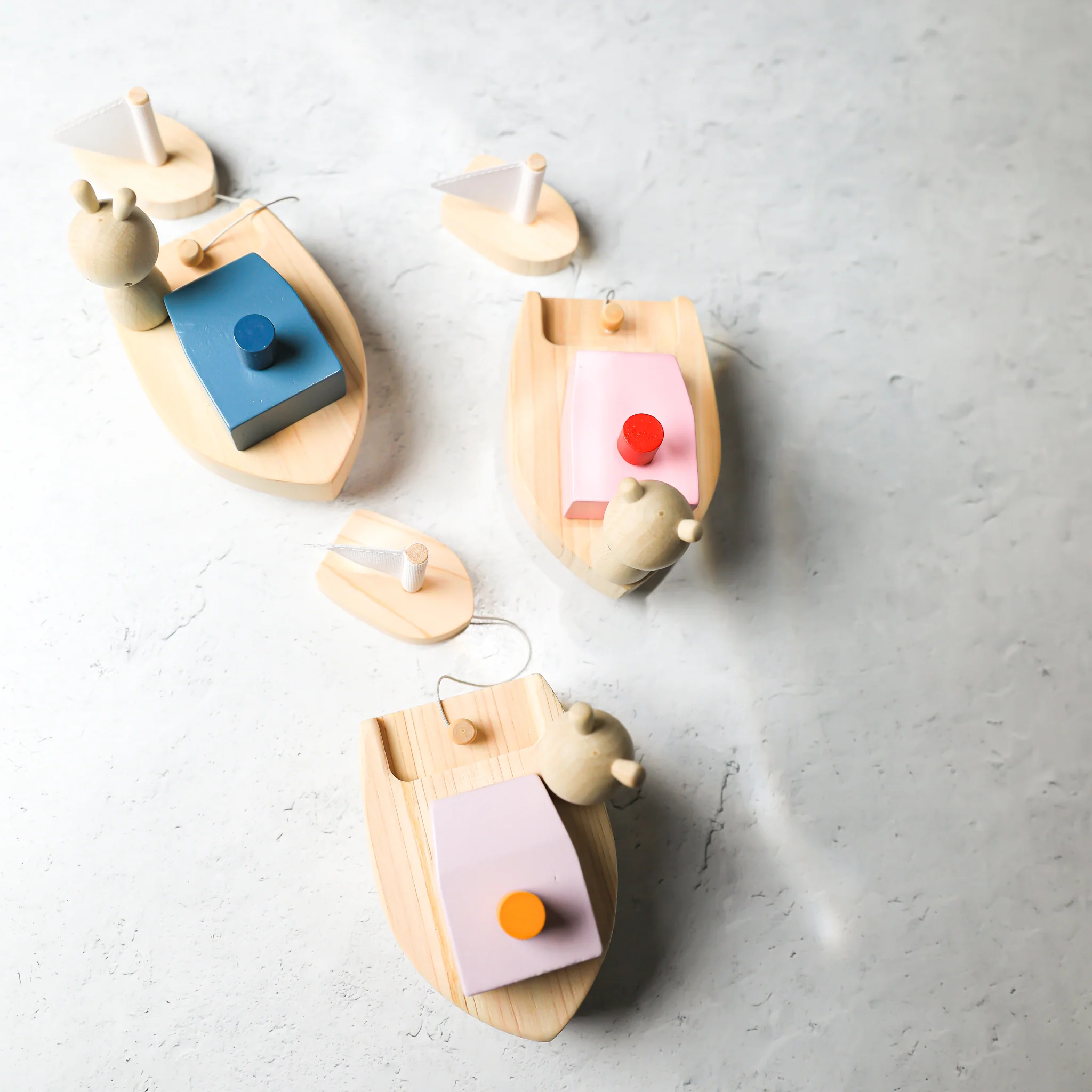 Wooden Wind-up Bath Boat by Kiko+ & gg* - Image 11
